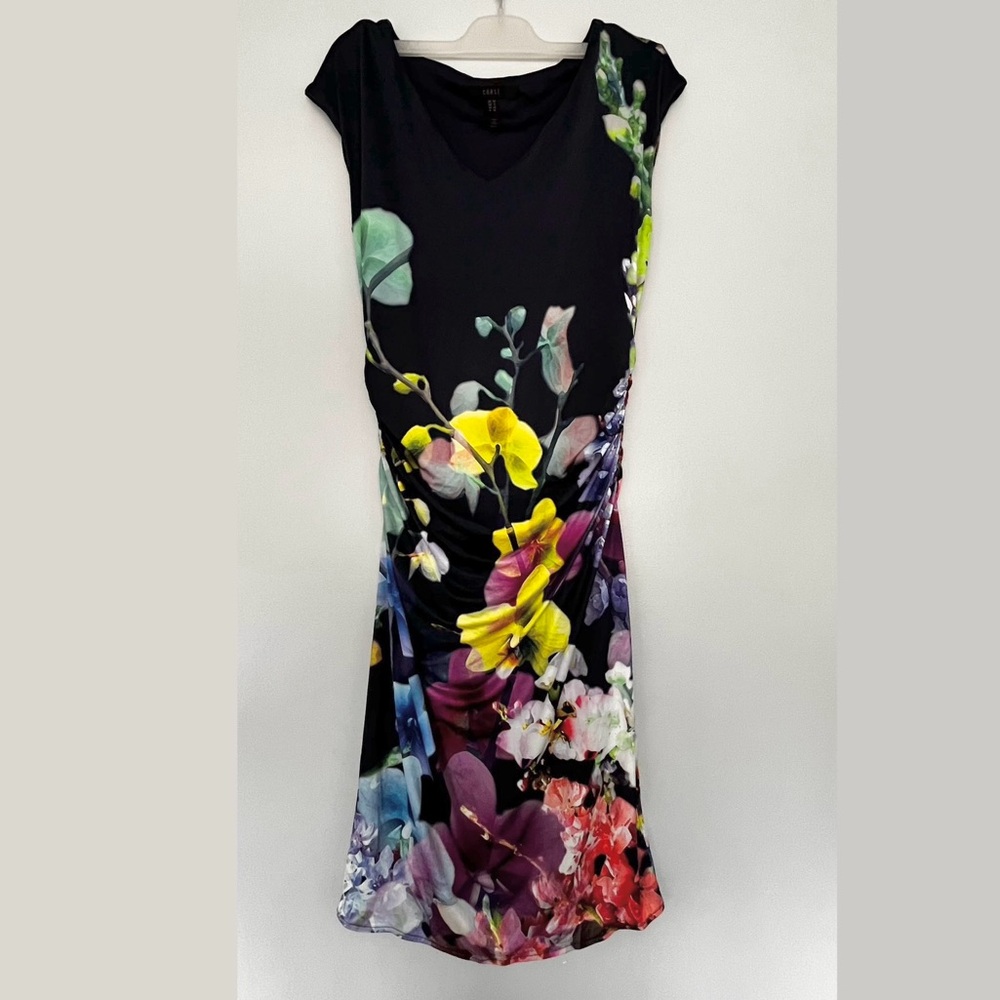 BNWOT NAVY FLORAL STRETCHY DRESS